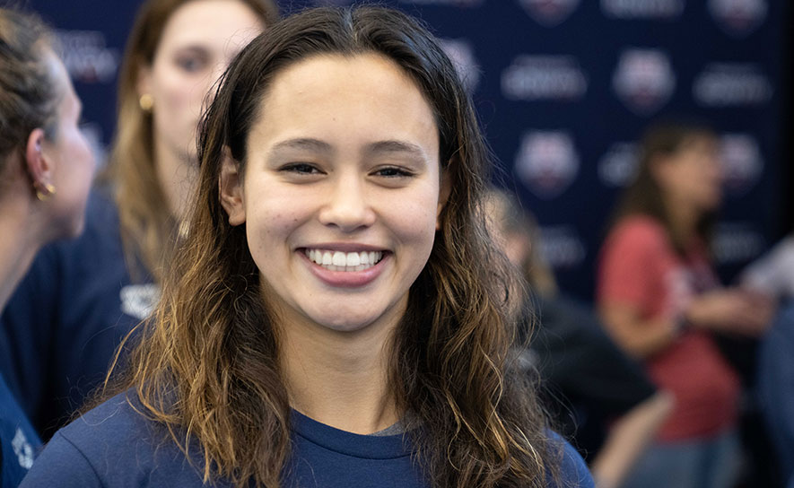 Bella Sims - 2022 International Team Trials