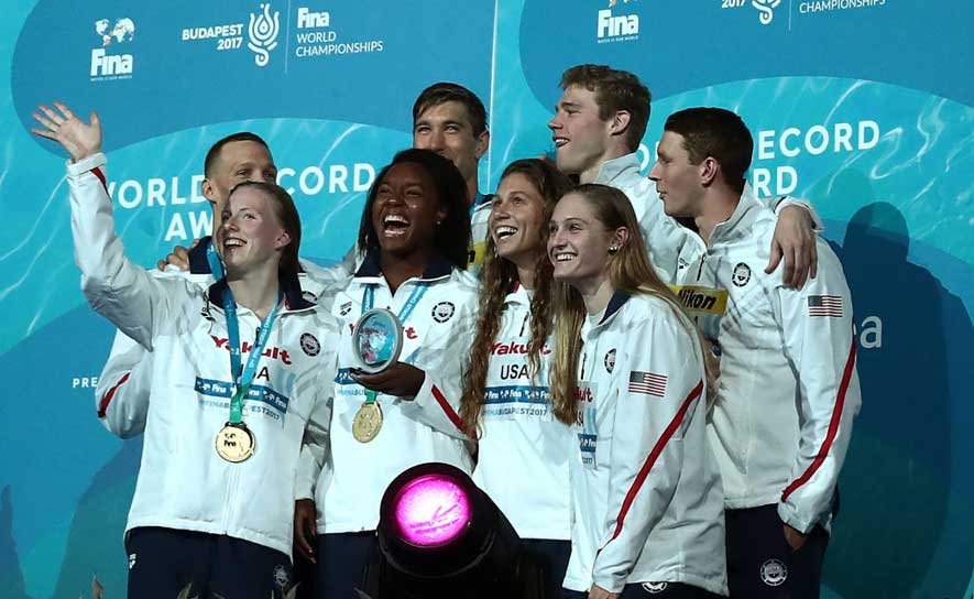 2017 Worlds Mixed 4x100 Medley Relay Medal Ceremony
