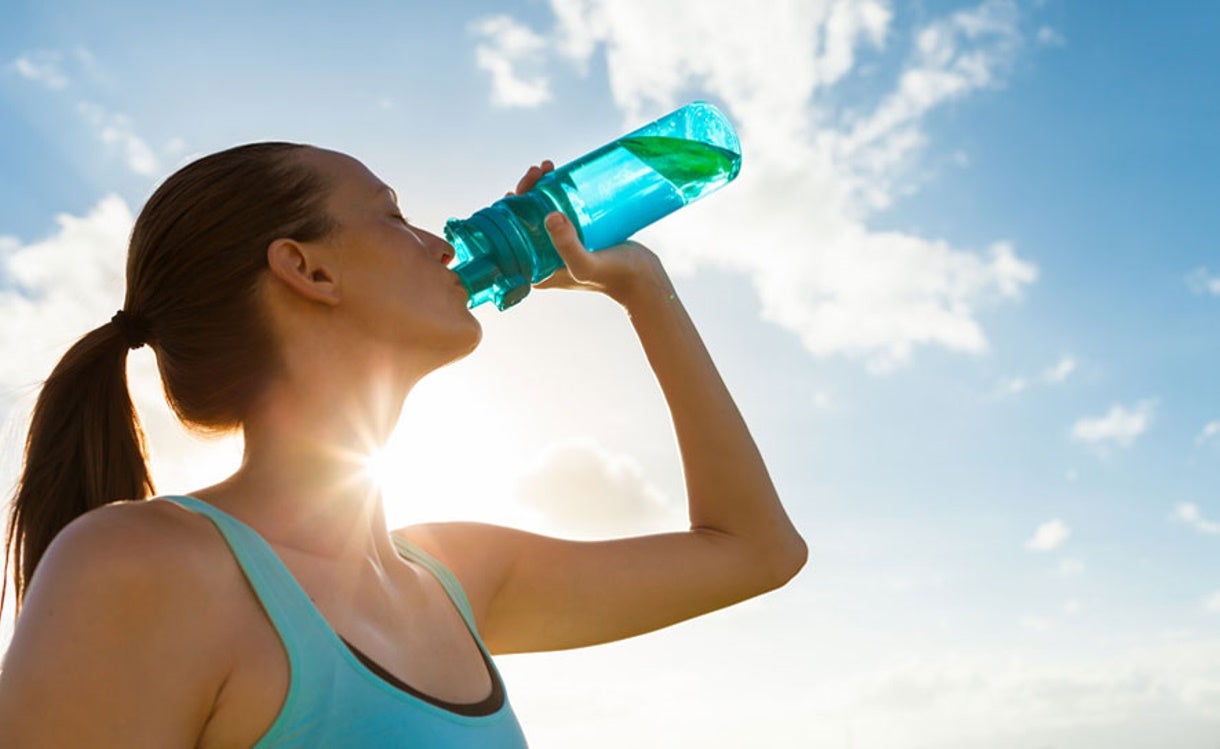 Summer Hydration Tips for Swimmers