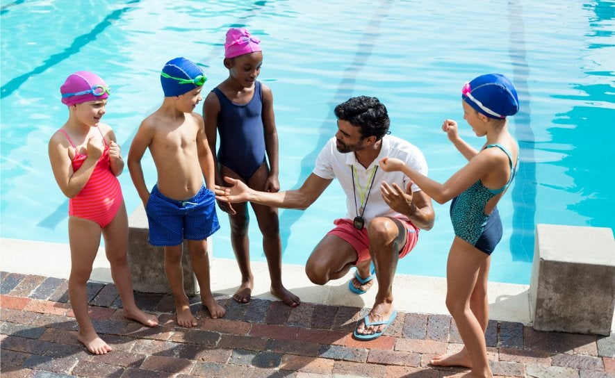 coach-with-kids-id845508902 coach-with-kids-id845508902